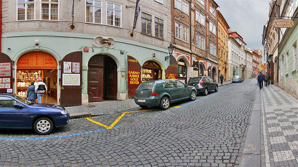 Hotel The Golden Wheel Praga